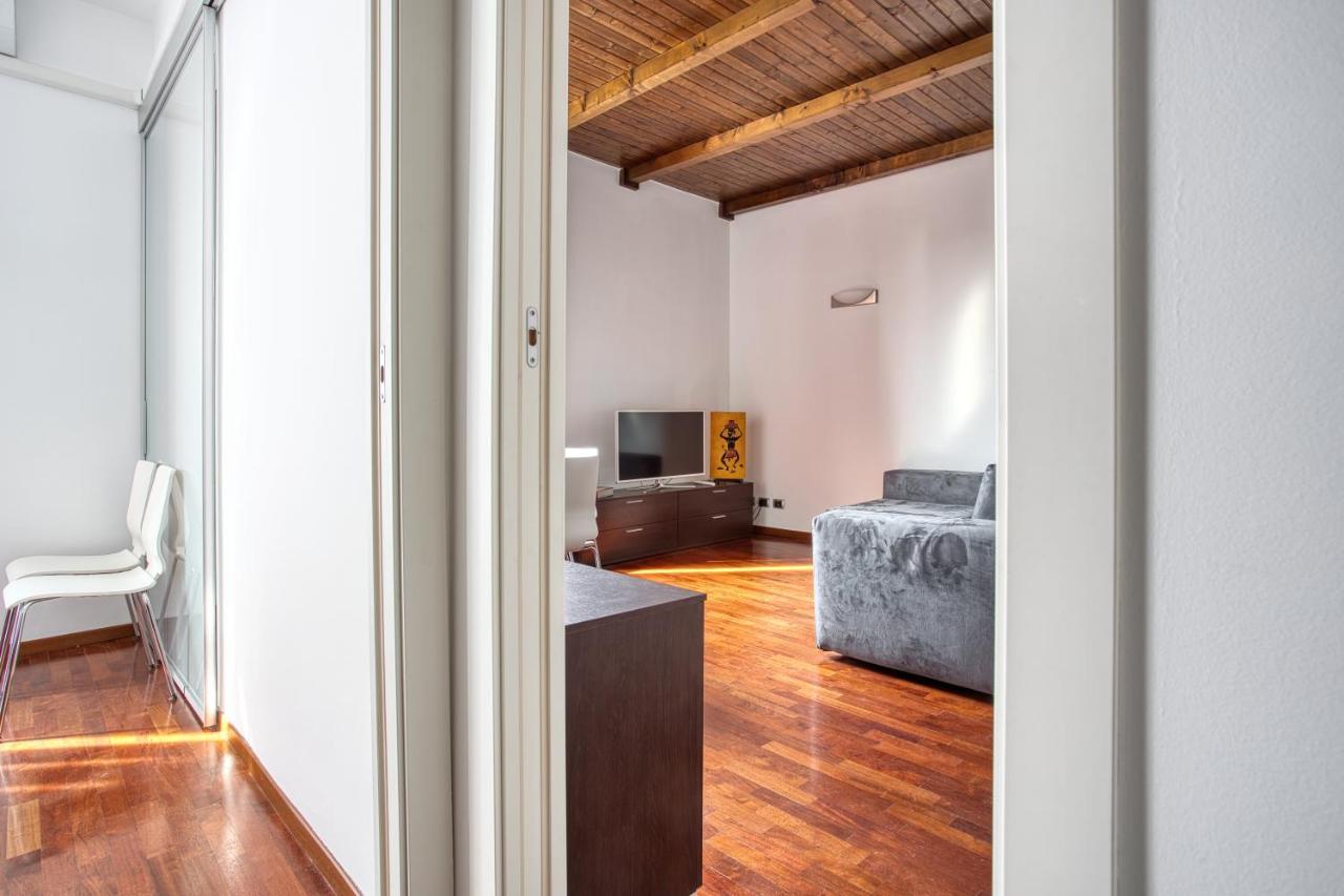 Joivy Charming Apartment In The Heart Of Isola District 米兰 外观 照片